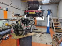 intervention-moteur-pour-cette-porsche-garage-o-classics-davron-pres-de-versailles-78.jpg