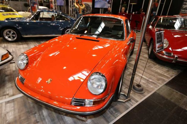 Porsche 911 2.2 S Coupe de 1970 - Couleur : Blutorange