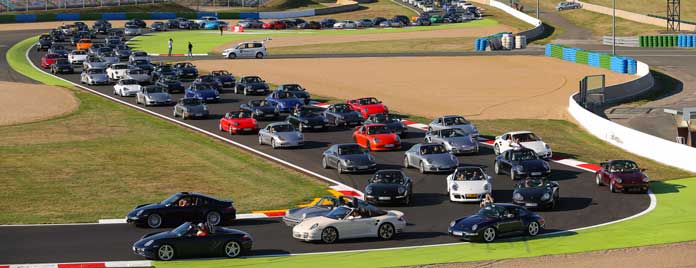Parade Porsche Days Magny-Cours