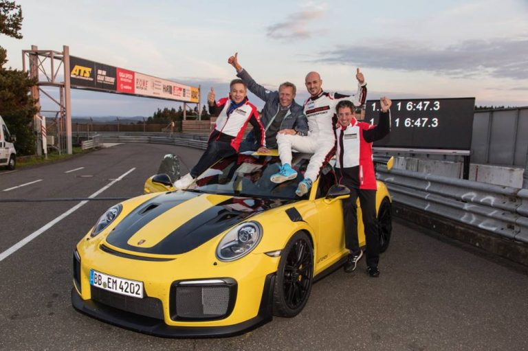 La 911 GT2 RS sacrée voiture de série la plus rapide sur le Nürburgring