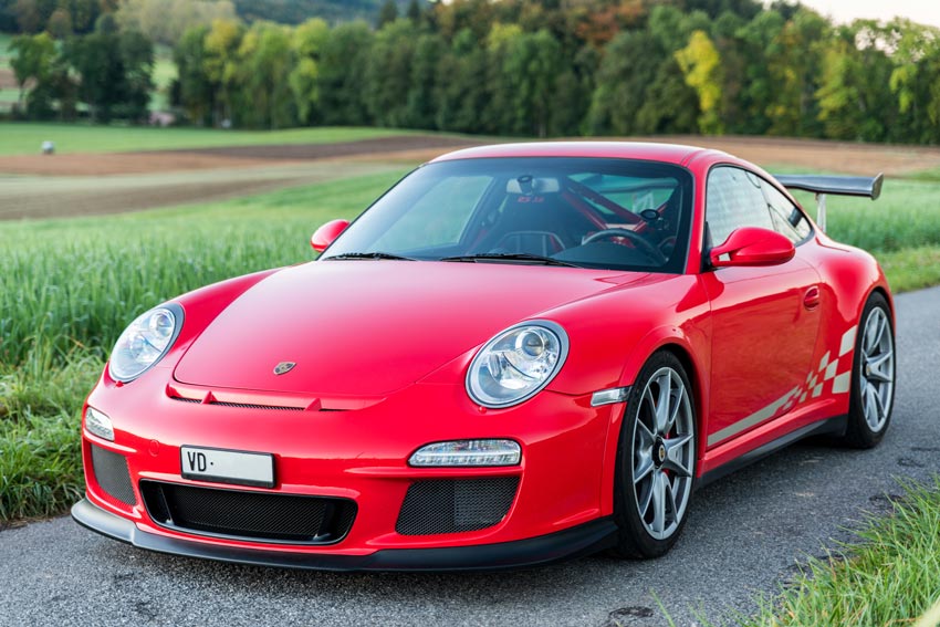 Porsche 911 997 2 GT2 RS 2010 Rouge indien red guards indishrot 02