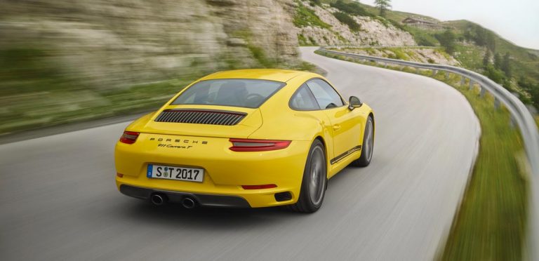 Nouvelle Porsche 911 Carrera T dévoilée : entre sportivité et tradition !