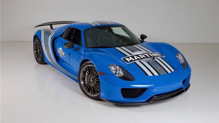 porsche 918 spyder martini bleu blau voodoo blue 01