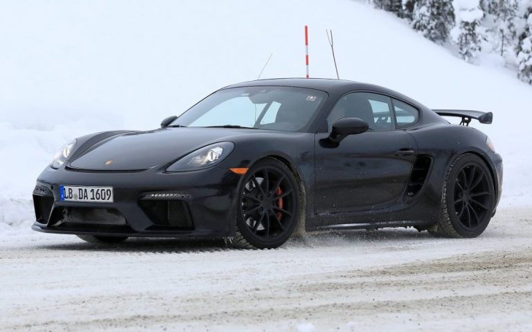 Porsche 718 Cayman GT4