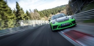 Porsche-911-GT3-RS-nurburgring-record-4