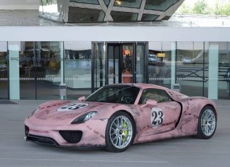 Porsche 918 Spyder Pink Pig