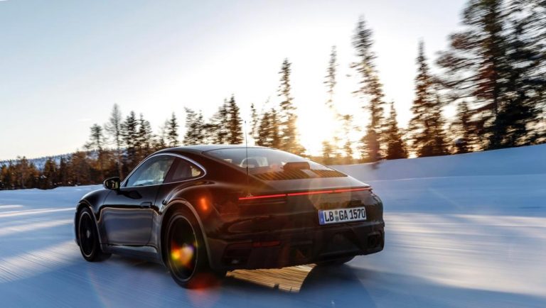 La nouvelle Porsche 911 (992) testée en conditions (très) difficiles